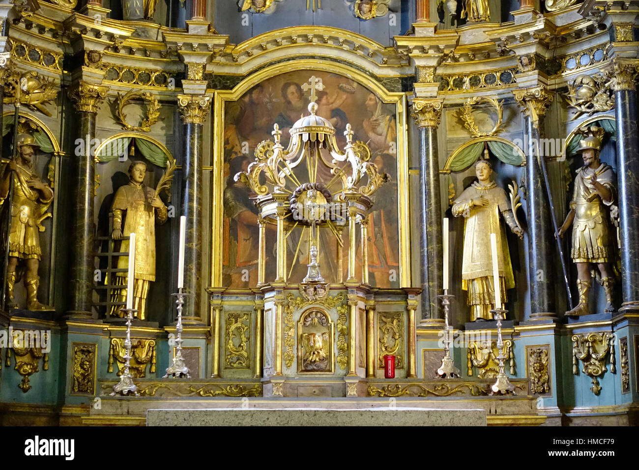 AUTEL. Eglise Saint-Gervais et Saint-Protais. Saint-Gervais-Les-Bains. Stockfoto