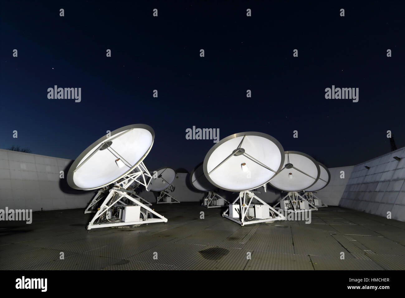 Die Bogenminute Microkelvin Imager AMI kleine Array an das Mullard Radio Astronomy Observatory Stockfoto