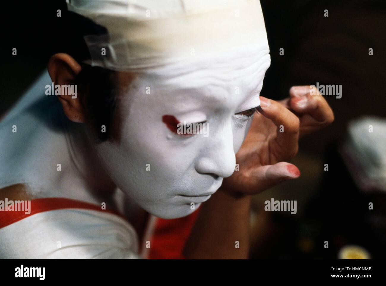 Schauspieler auf Kumadori, Bühnen-Makeup, Kabuki-Theater, Tokio, Japan. Stockfoto