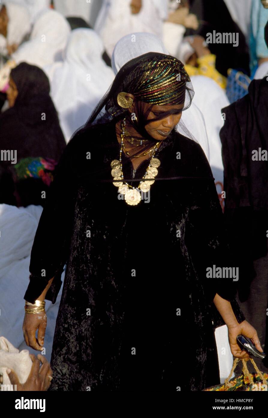 Verschleierte Frau tragen von Schmuck, Ägypten. Stockfoto