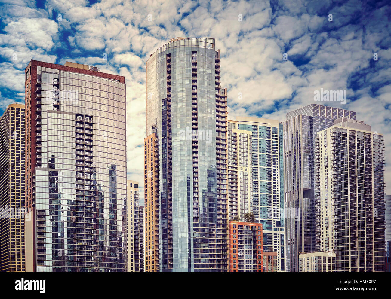 Farbe getönt moderne Wohnbauten in Chicago, USA. Stockfoto