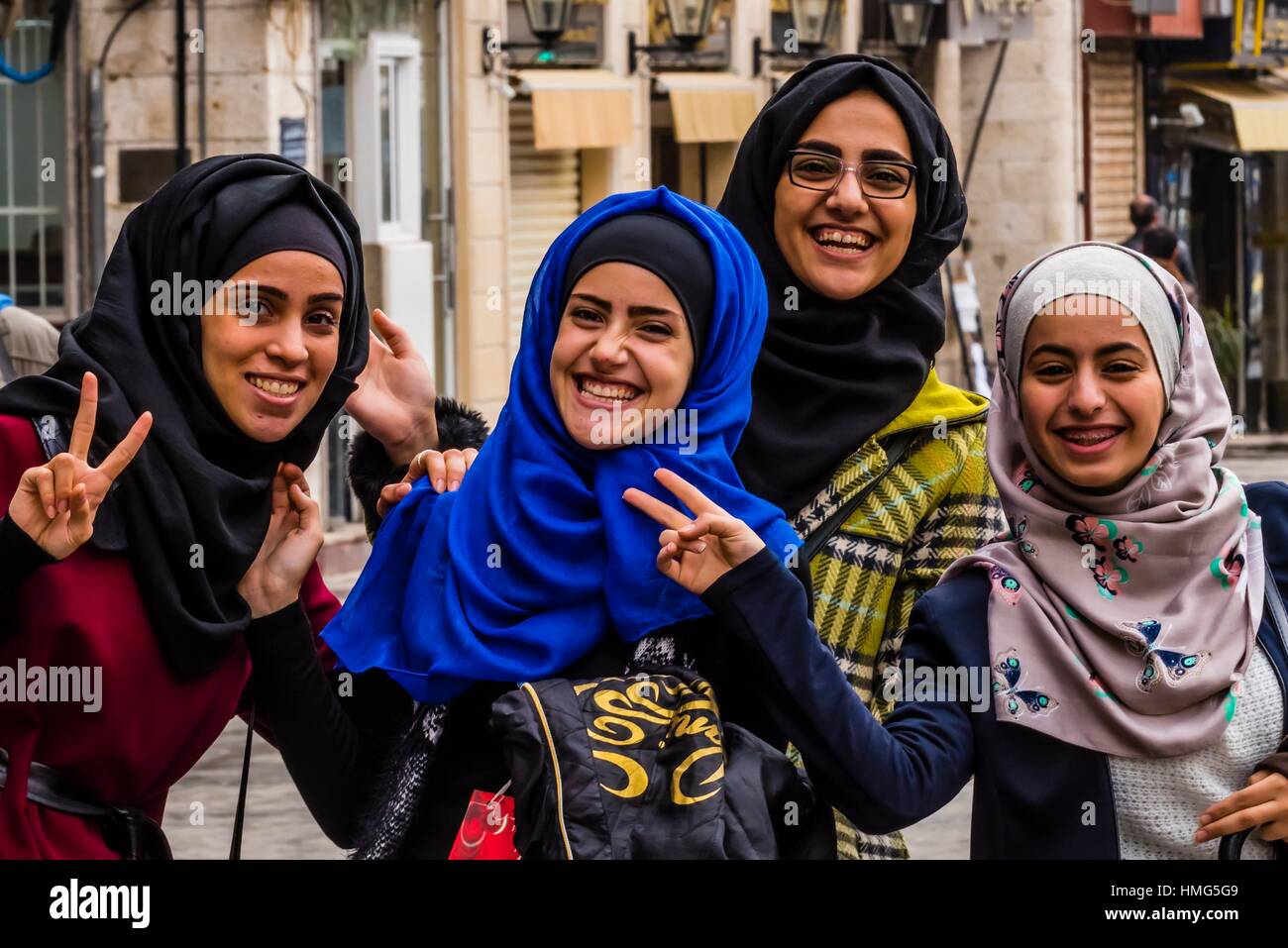 Jordanische Frauen, Downtown Amman, Jordanien Stockfotografie - Alamy