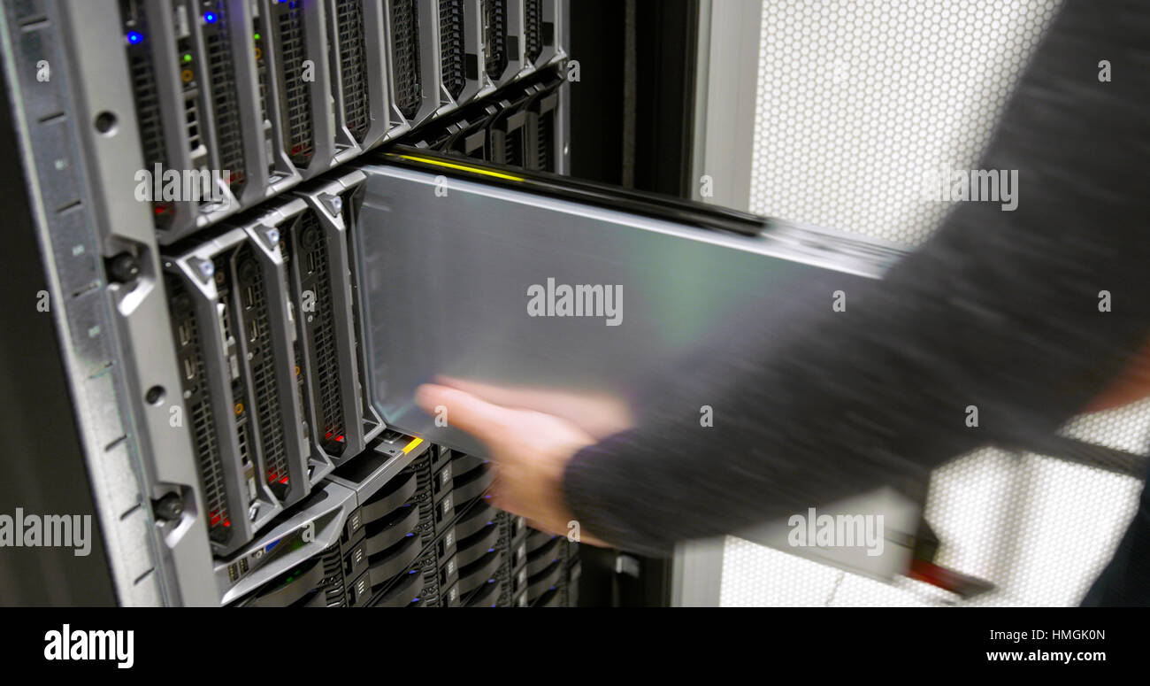 Schnell arbeiten sie Berater im Unternehmen Datencenter Stockfoto