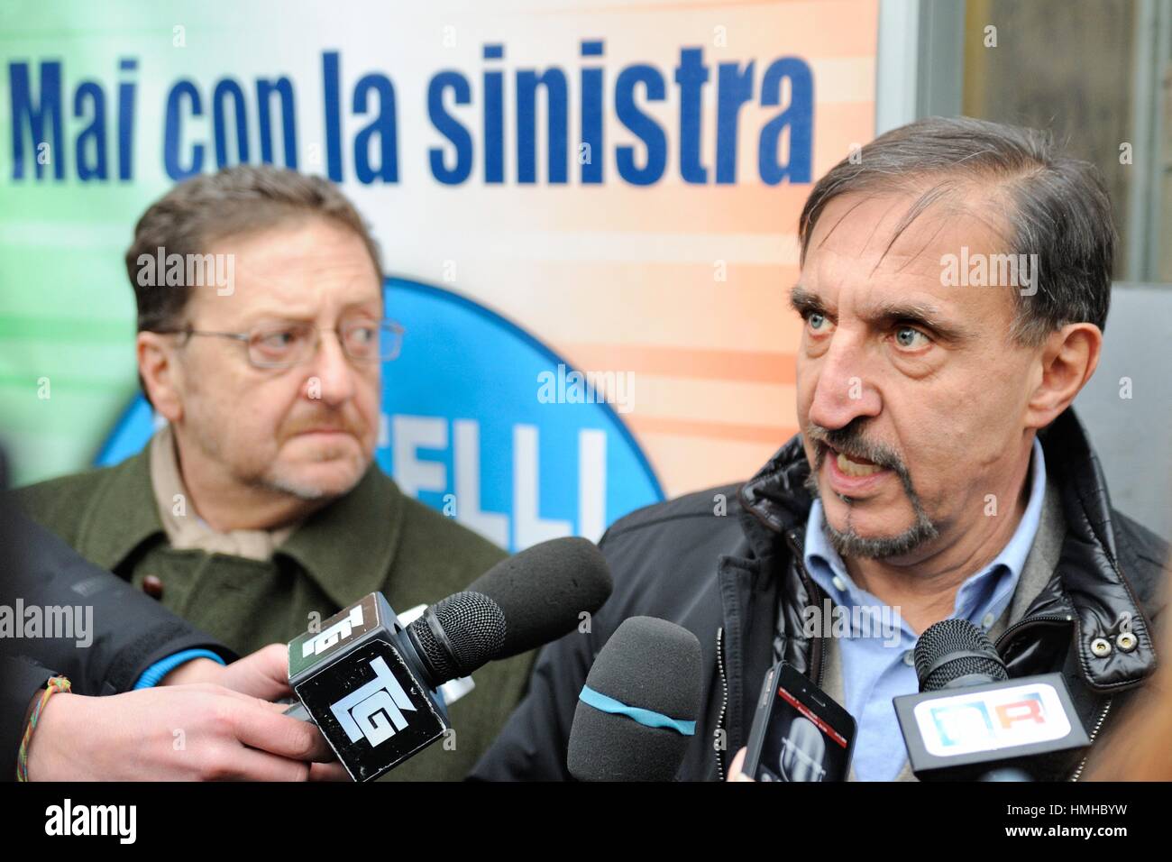 Ignazio La Russa und Riccardo De Corato während einer Konferenz der Brüder Italiens Stockfoto