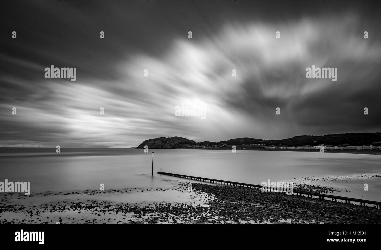 Llandudno ist ein Badeort, Stadt und Gemeinde in Conwy County Borough, Wales, befindet sich auf der Creuddyn Halbinsel, die in der irischen See hineinragt Stockfoto