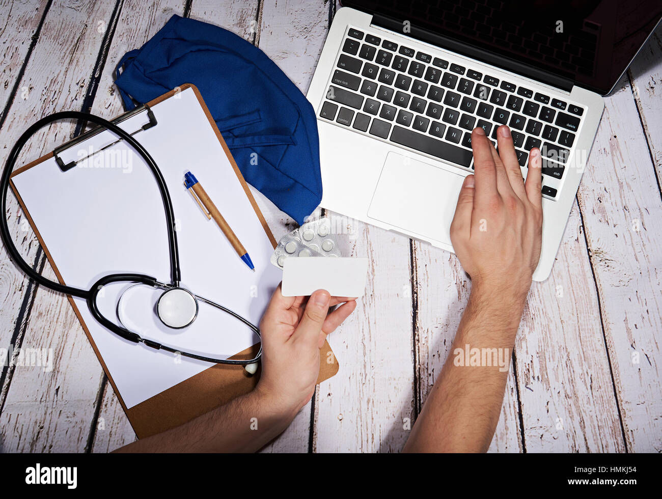 medizinischen Dienst online mit Kreditkarte bezahlen Stockfoto