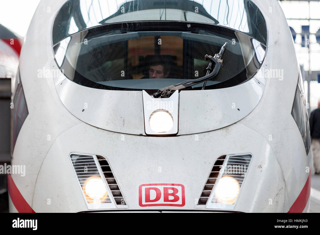 ICE-Zuges mit Fahrer, Deutschland Stockfoto