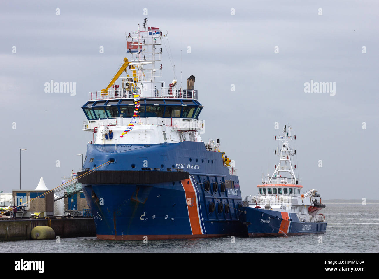 DEN HELDER, Niederlande - 23.Juni: Niederländische Küstenwache Boote während der niederländischen Marine-Tage am 23. Juni 2013 in Den Helder, Niederlande Stockfoto