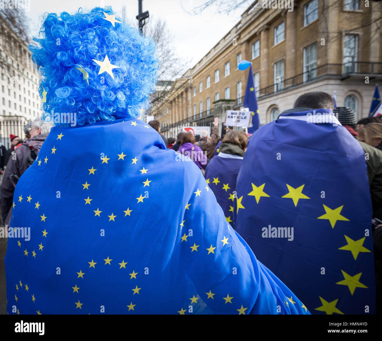 London, UK. 4. Februar 2017. Art. 50 und Austritt gegenüber Downing Street zu protestieren. © Guy Corbishley/Alamy Live-Nachrichten Stockfoto