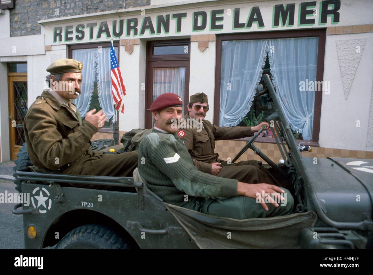 Normandie (Frankreich), Kriegsveteranen und Sammler von Vintage Militärfahrzeuge teilnehmen die jährliche Zeremonien für das Gedenken an die Landung der Alliierten Juni 1944 Stockfoto