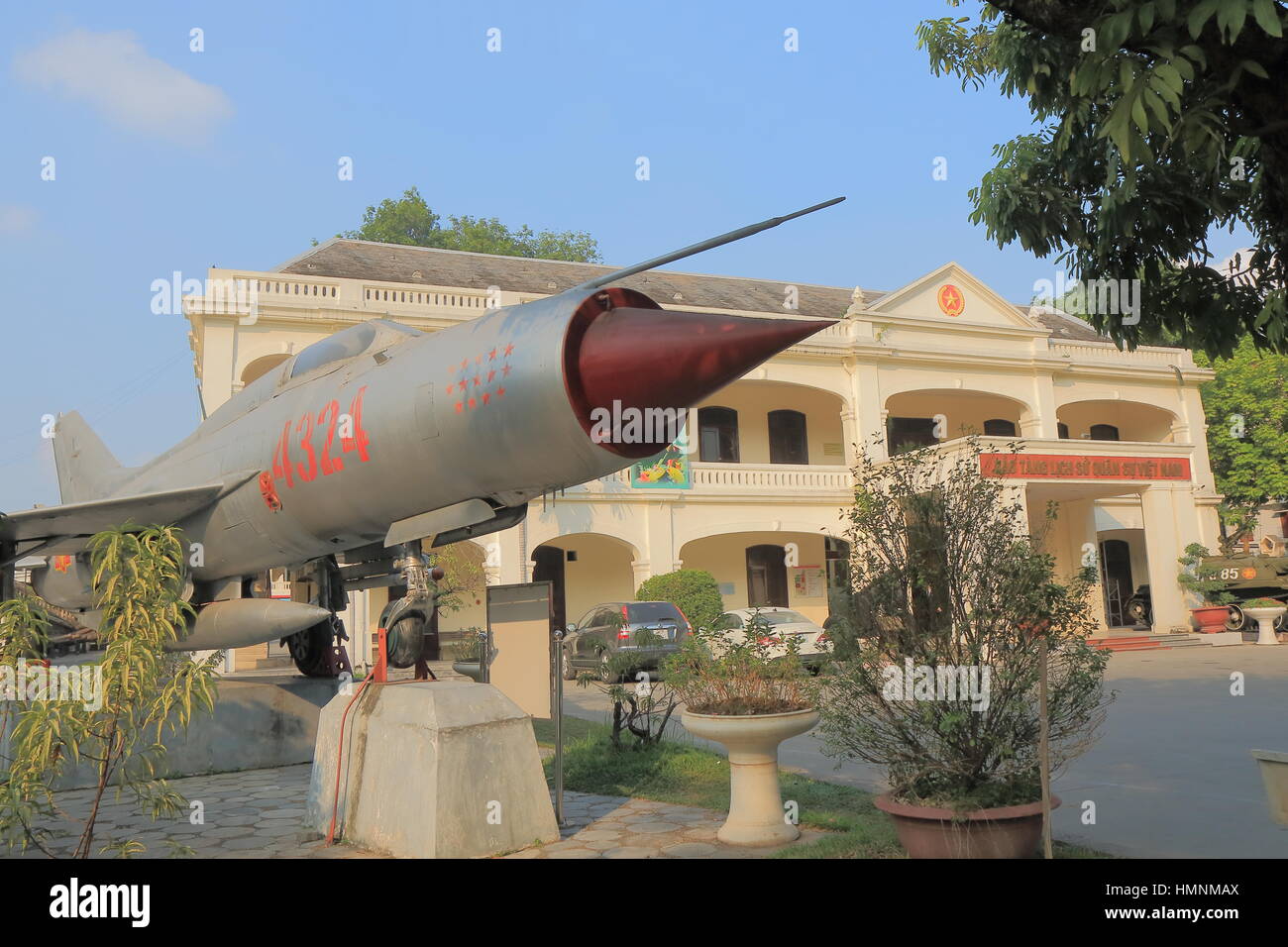 Vietnamesische Military History Museum in Hanoi auf. Vietnamesische Military History Museum ist eines der sieben nationalen Museen in Vietnam eröffnet im Jahr 1957 Stockfoto