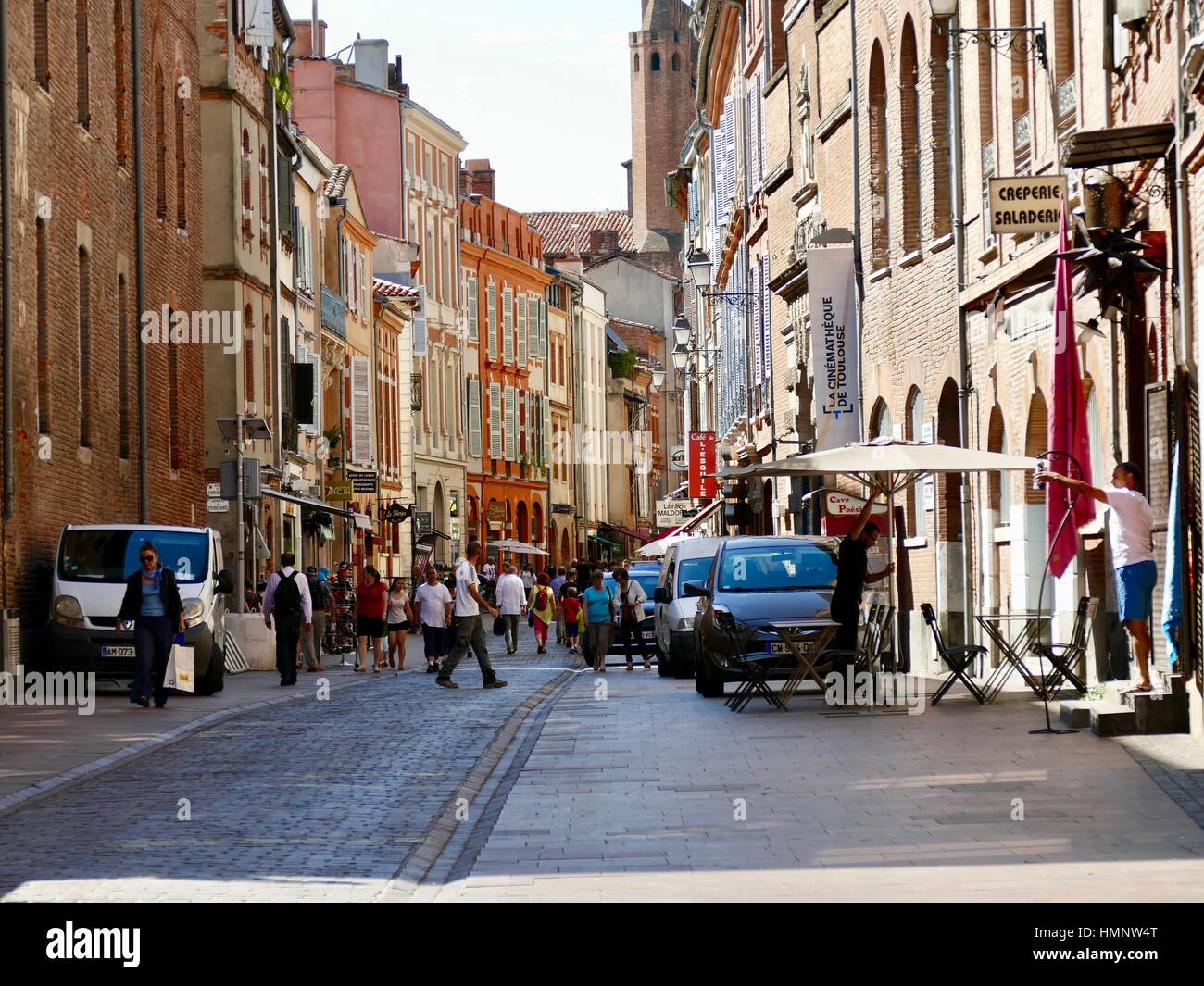 Einkaufen in einem Fußgänger Straße, Toulouse, Frankreich Stockfoto