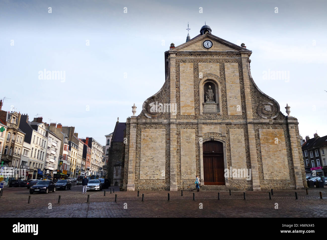 Boulogne-sur-Mer oder Boulogne in Nordfrankreich. Eglise Saint-Nicolas-Kirche Stockfoto