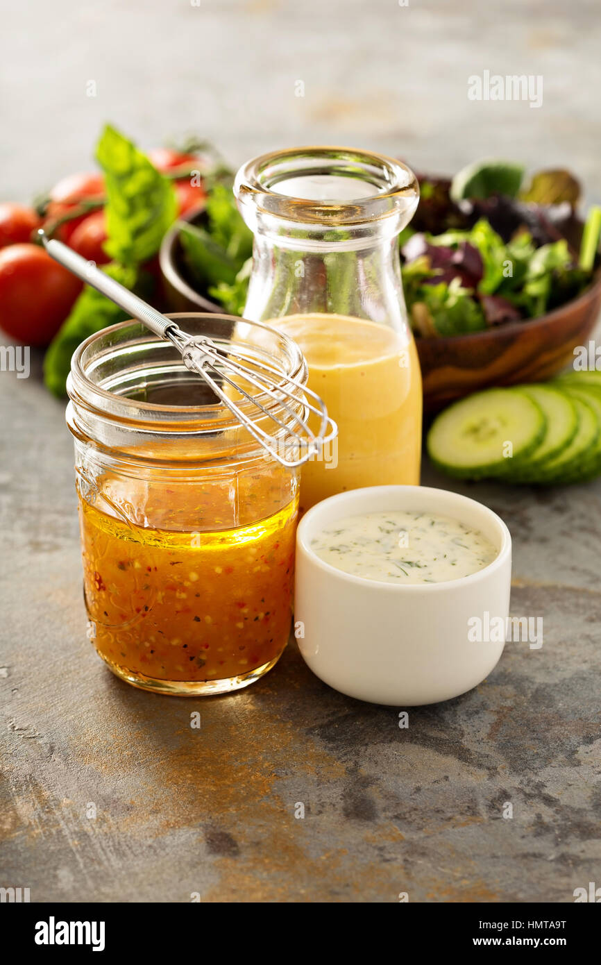 Salat Sosse Stockfotos Und Bilder Kaufen Alamy