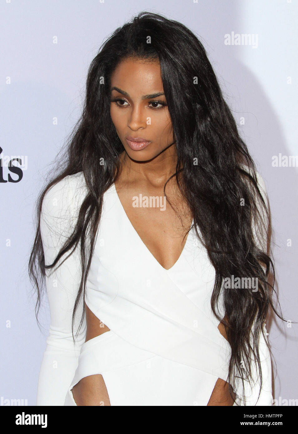 8. Februar 2015 - Los Angeles, CA, Vereinigte Staaten von Amerika - 7. Februar 2015 - Los Angeles, Kalifornien - Ciara. Pre-GRAMMY-Gala und Gruß an Industrie-Icons mit Clive Davis zu Ehren Martin Bandier statt im Beverly Hilton Hotel. Bildnachweis: AdMedia (Kredit-Bild: © AdMedia über ZUMA Draht) Stockfoto