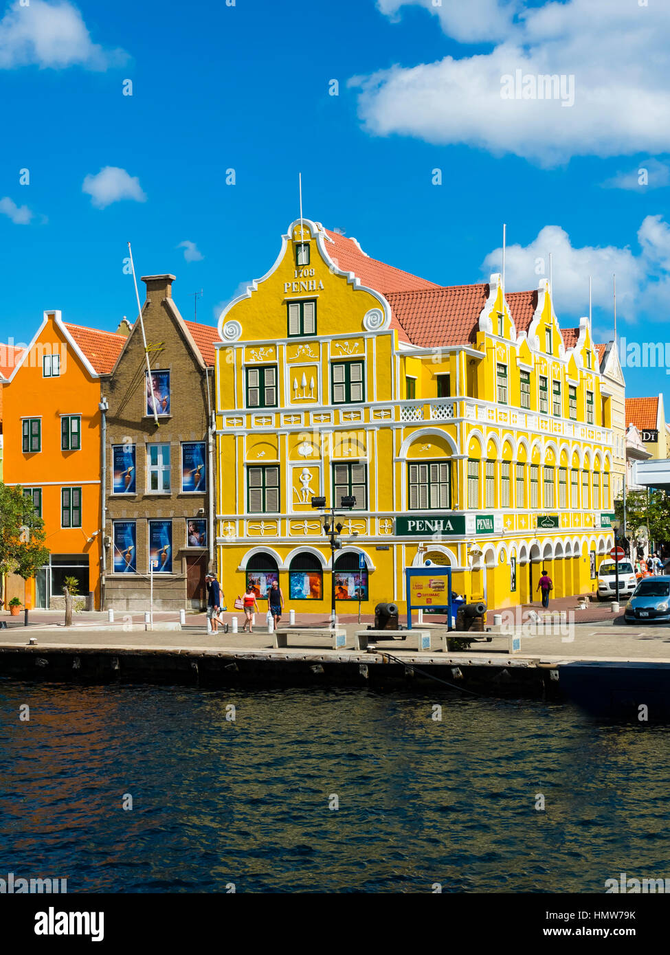 Historische Gebäude im Niederländisch-karibischen Kolonialstil, Wasser, kleine Antillen, Willemstad, Curacao Stockfoto