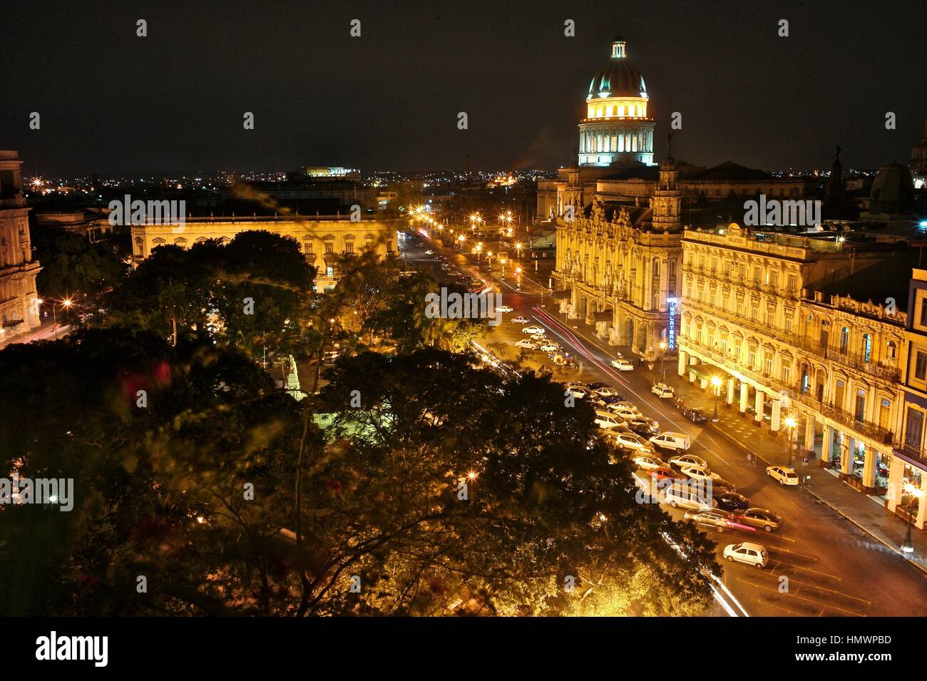Aussicht von El Parque Central und El Capitolio in Alt-Havanna, einschließlich Hotel Inglaterra, Hotel Telegrafo und das Gran Teatro Stockfoto