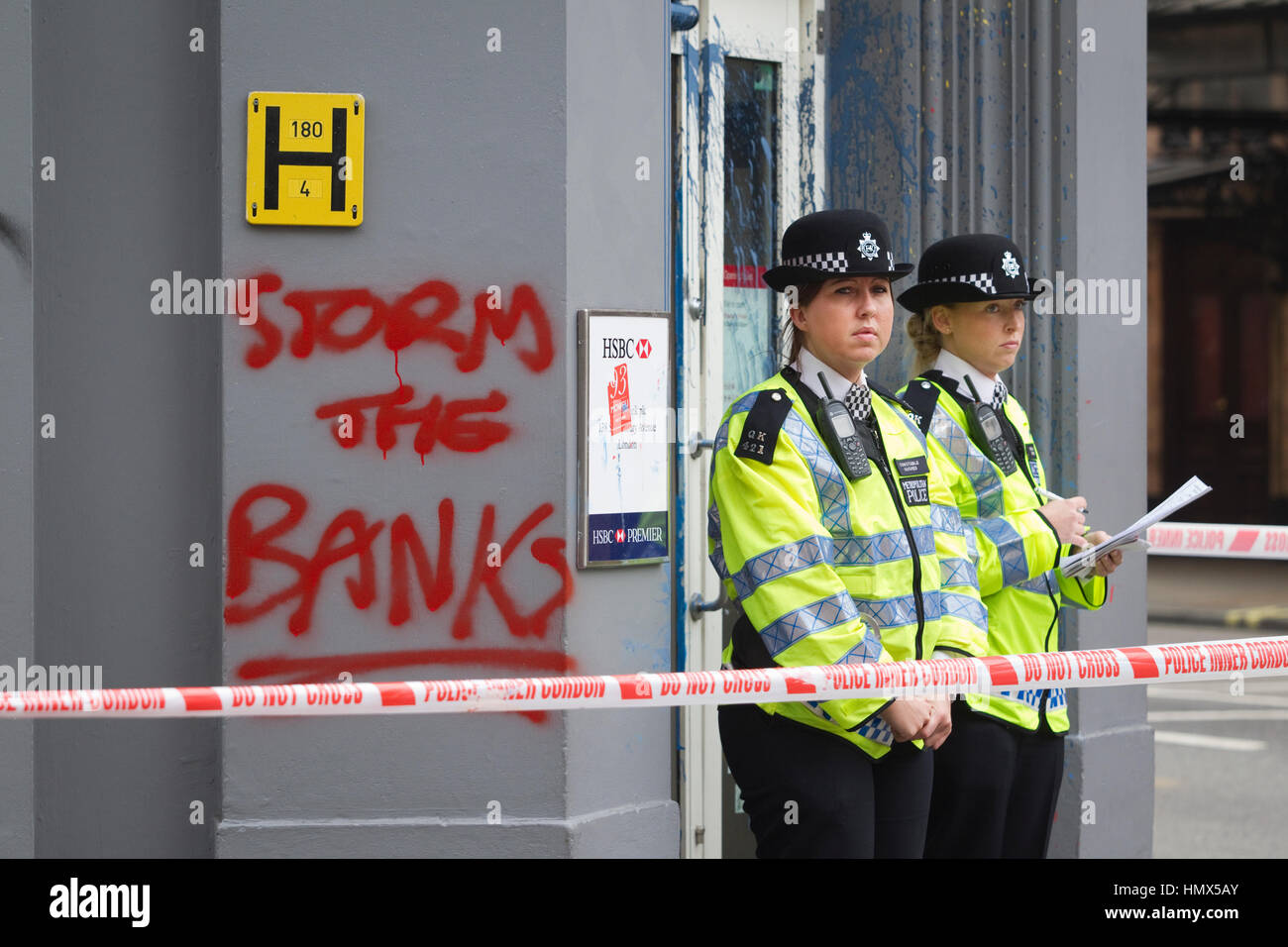 Metropolitanpolizei diensthabenden während einer Anti-Kürzungen Protest im Zentrum von London, England, Vereinigtes Königreich Stockfoto