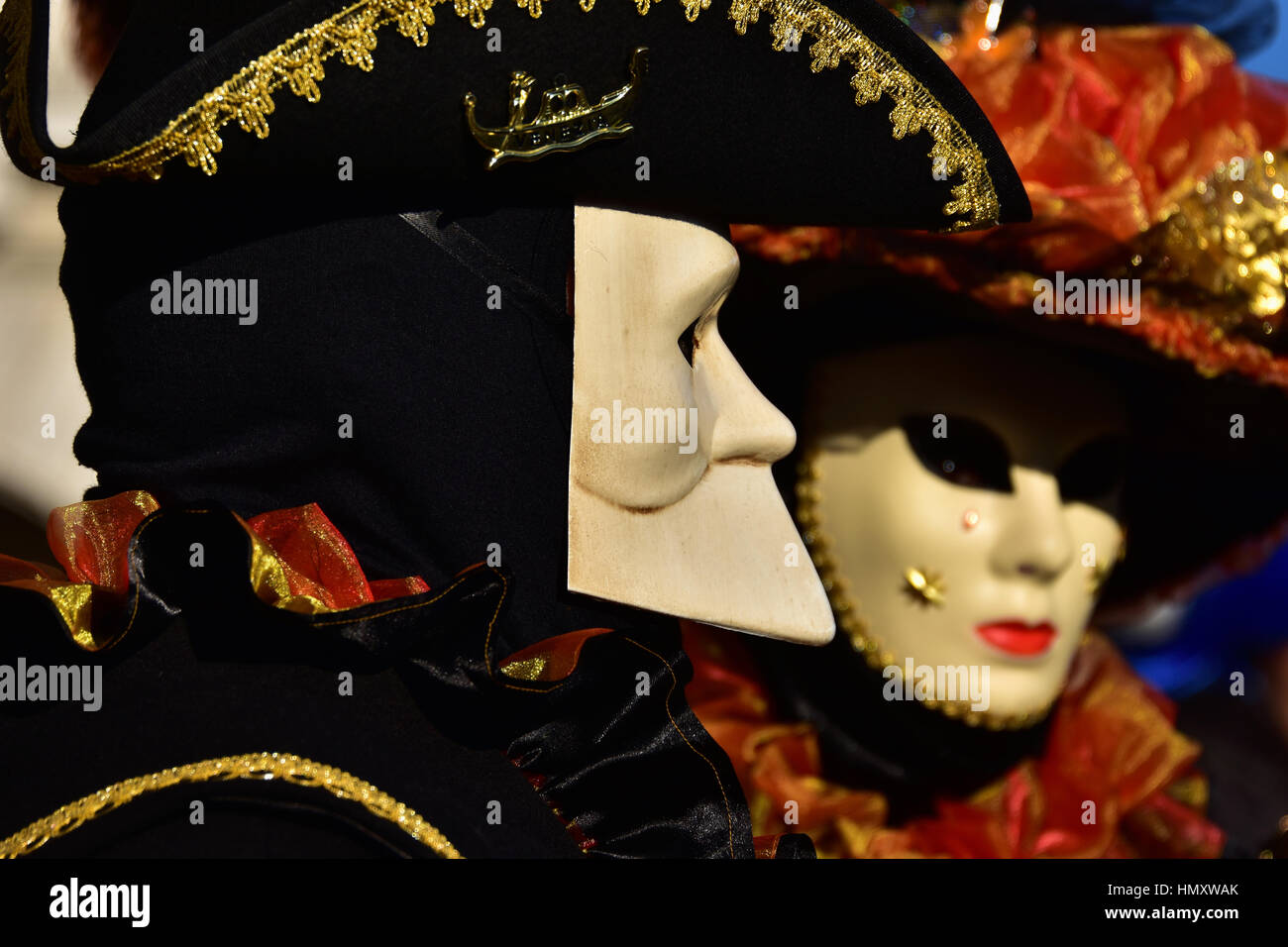 Karneval von Venedig schöne traditionelle Maske "Bauta" Stockfoto