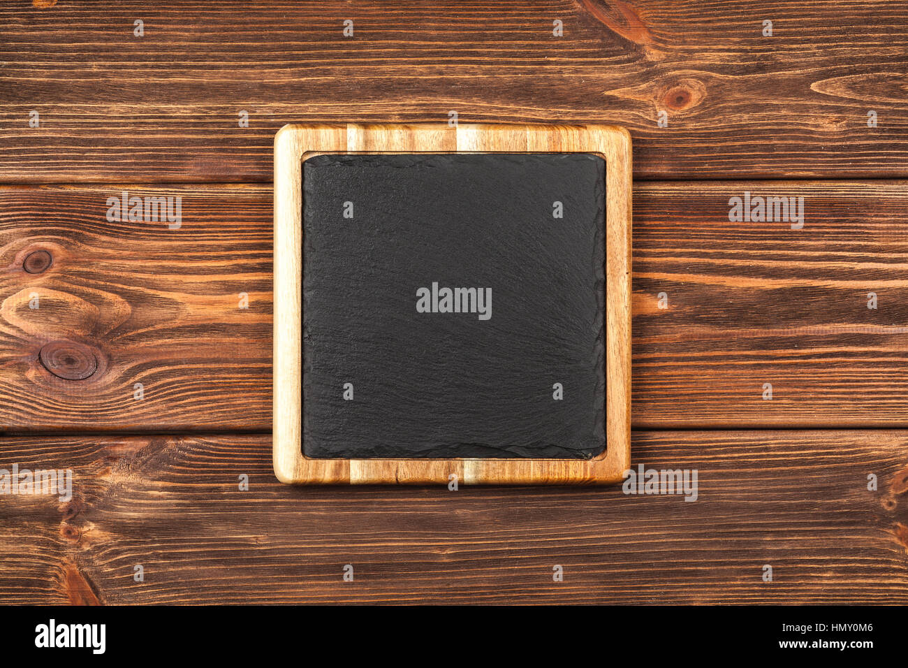 Schiefer Board in einem Holzrahmen Stockfoto