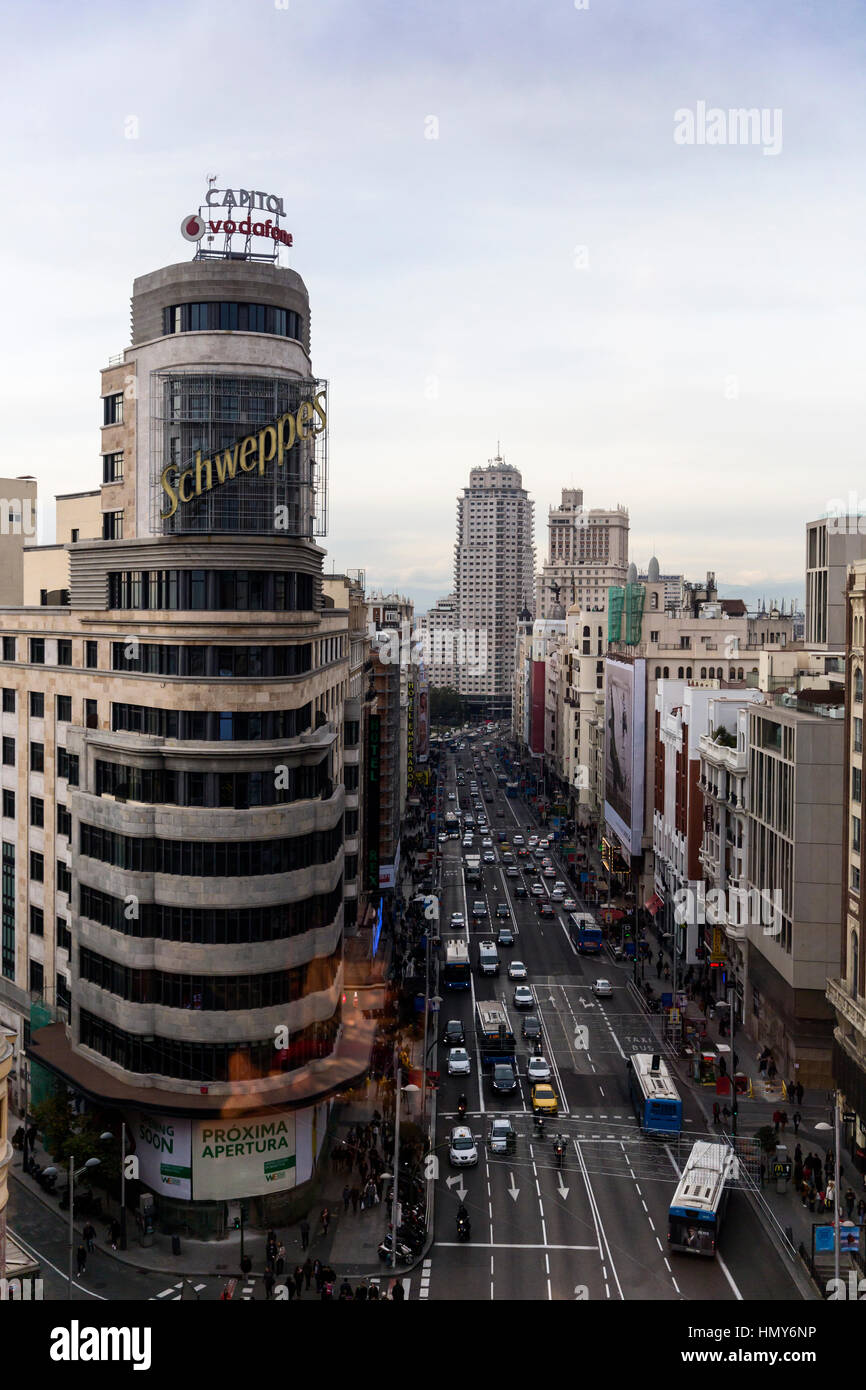 Skyline von Madrid, Gran Via Straße Stockfoto