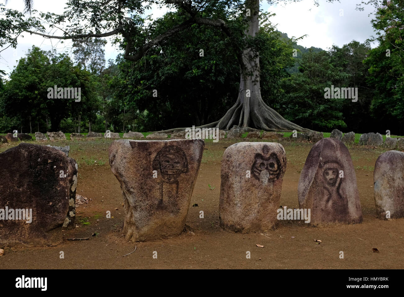 Taino Petroglyphen in der Stadt Utuado, Puerto Rico. Stockfoto