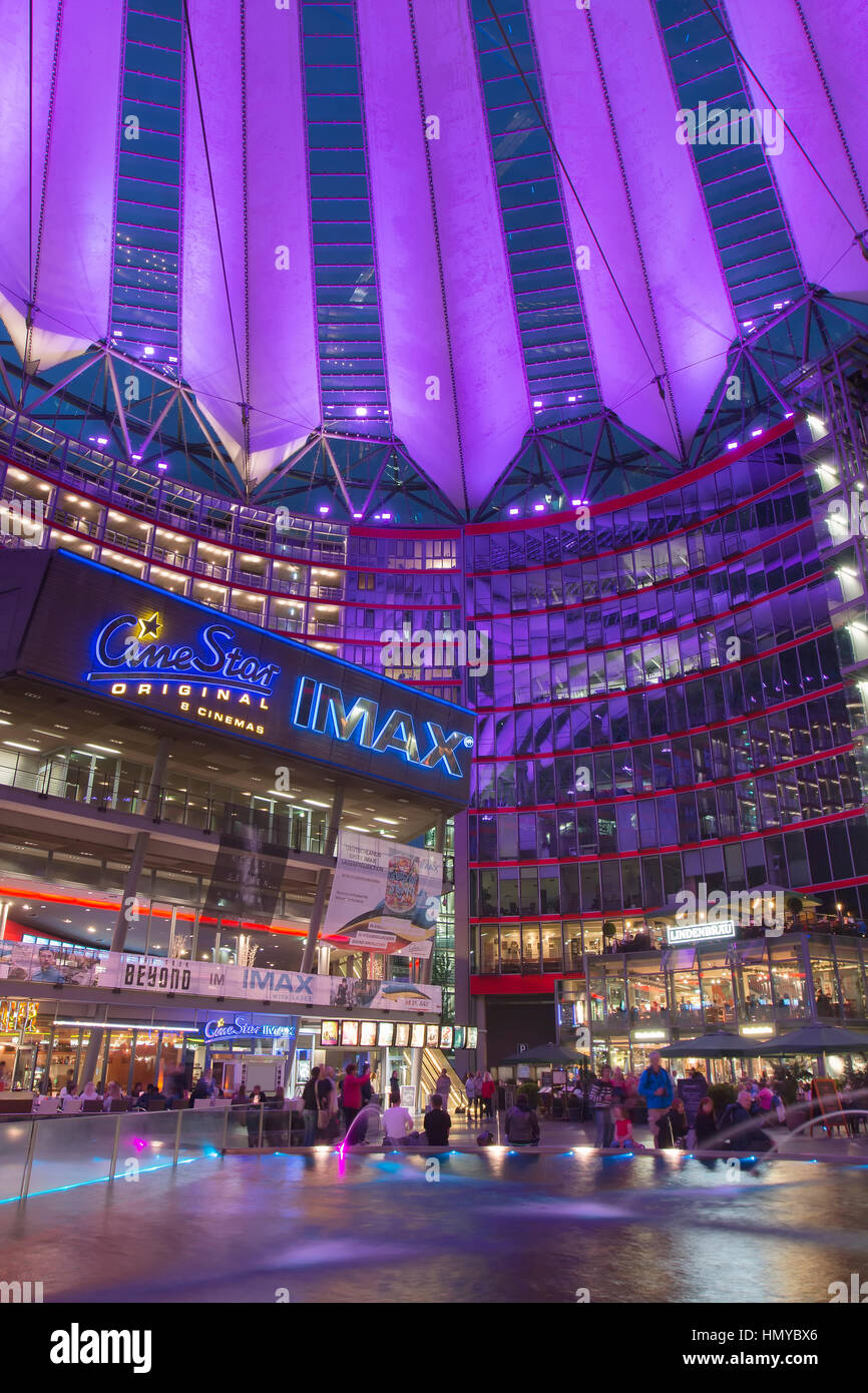 Sony Center in Berlin Stockfoto