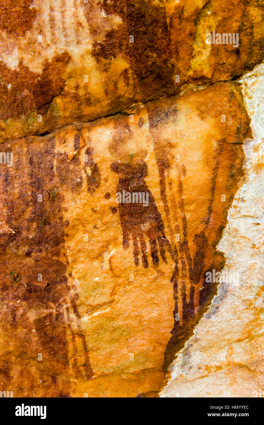 Alten Felsmalereien der Aborigines Gwion Gwion wissen auch als Bradshaw Felskunst schätzungsweise 50.000 Jahre alt. Stockfoto