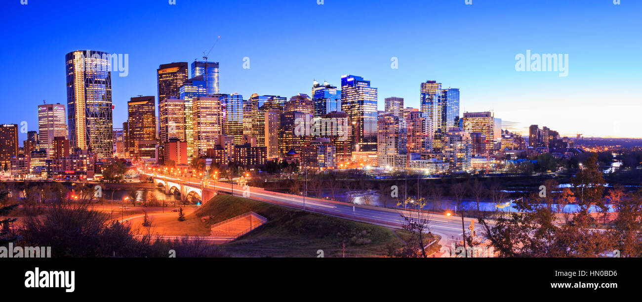 Nördlich von Calgary Downtown Sonnenuntergang Stockfoto