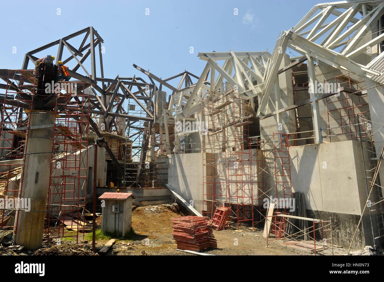 Frank Gehry, der weltberühmte Architekt am bekanntesten für das innovative Guggenhiem Museum in Spanien, hat ein neues Museum der Biodiversität in Panama entworfen. Th Stockfoto