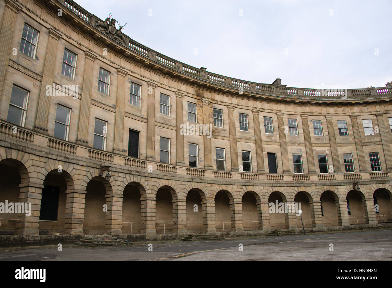 Die Kurve der Mondsichel, eine georgische Kurgebäude in Buxton, Großbritannien Stockfoto