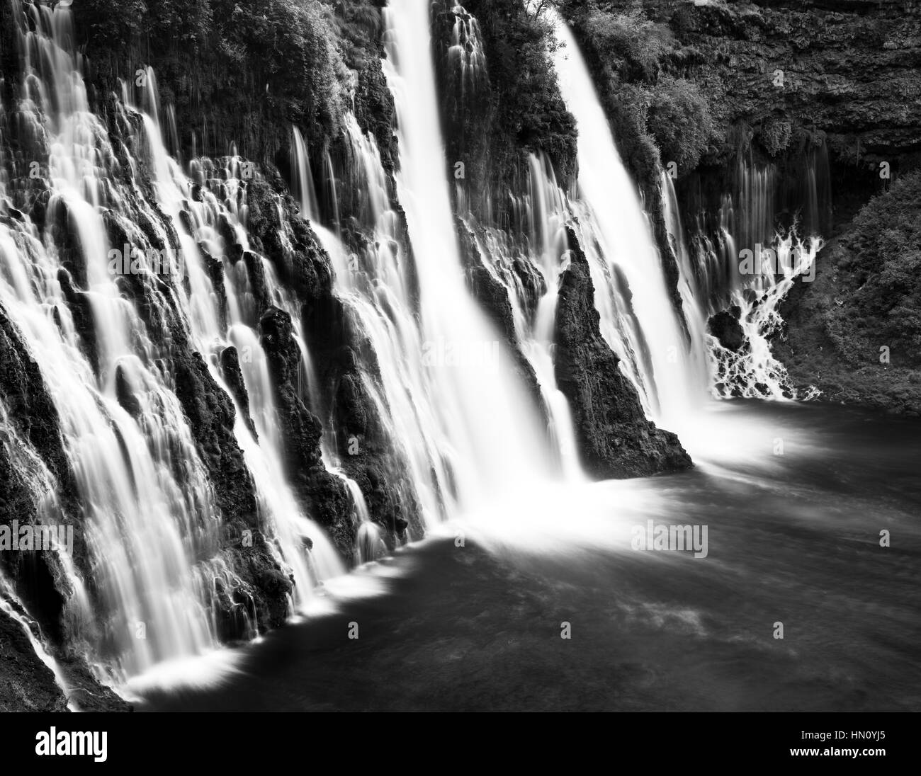 Schöne burney falls Memorial State Park Stockfoto