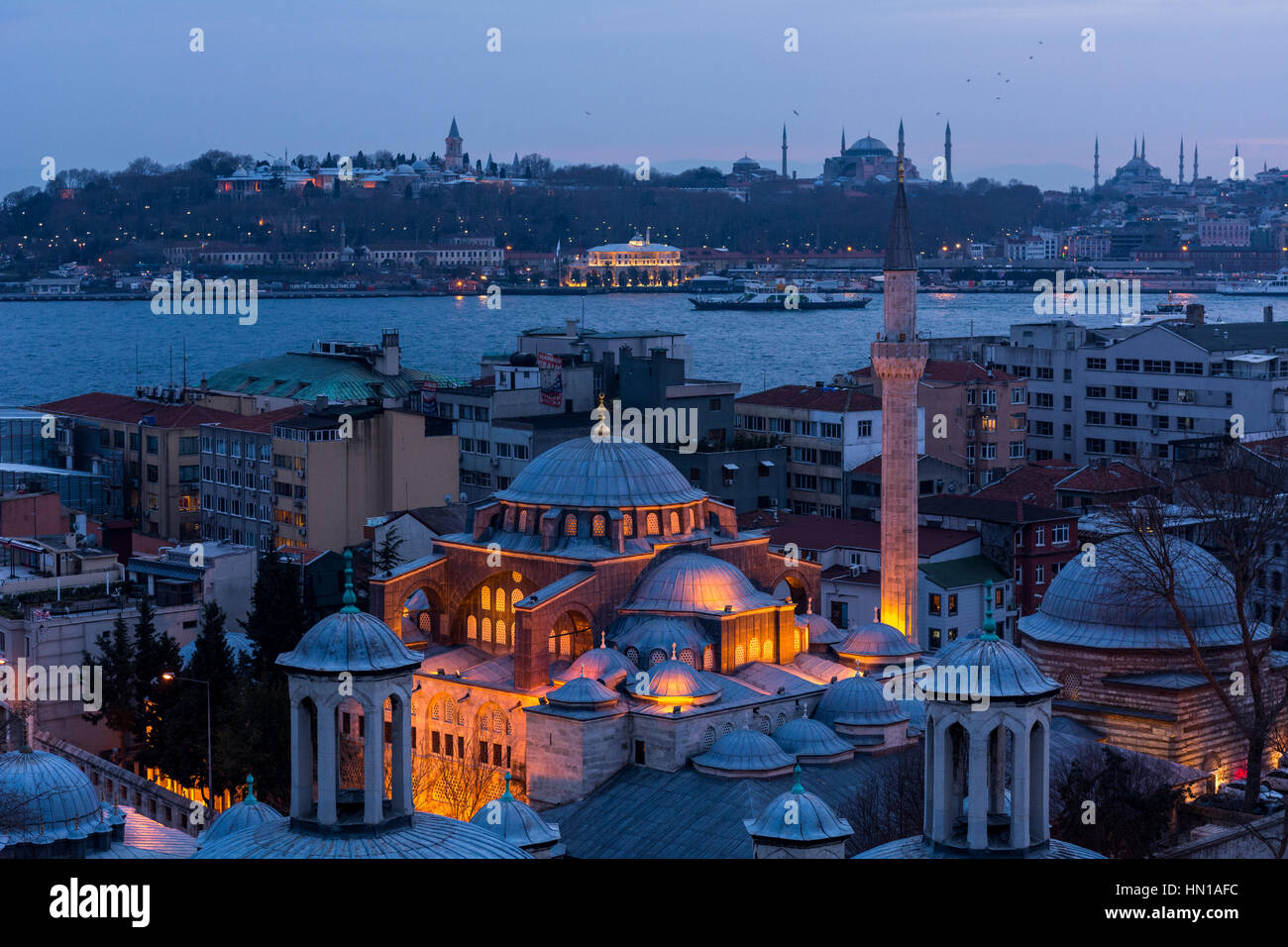 Kiliç Ali Pasa Mosque zur blauen Stunde Stockfoto