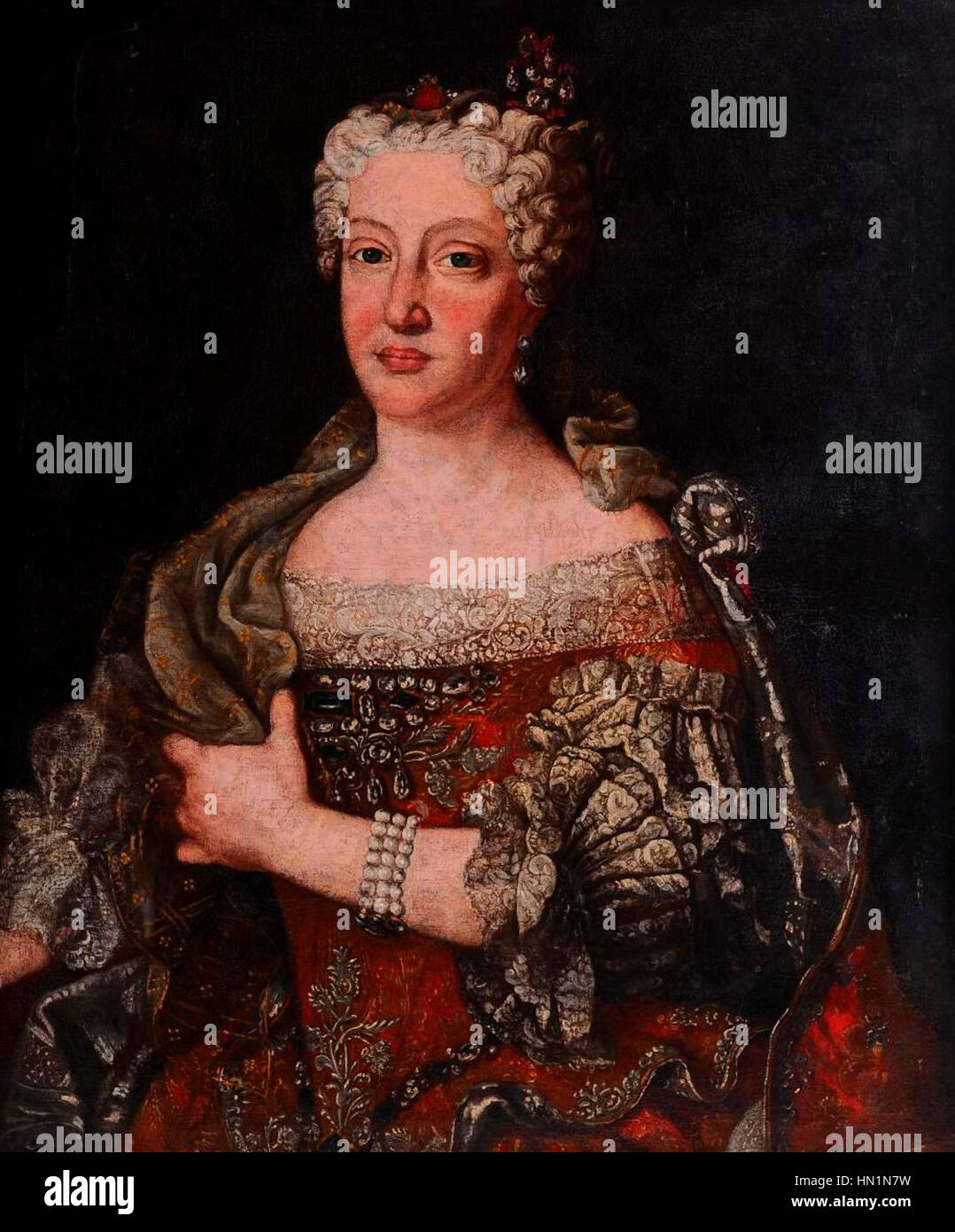 Dieses Porträt von Giuseppe Troni fängt Maria Ana von Österreich ein und betont ihre königliche Gestalt und Eleganz. Das Gemälde spiegelt die Opulenz und Formalität der königlichen Porträtmalerei im 17. Jahrhundert wider. Stockfoto Dieses Porträt von Giuseppe Troni fängt Maria Ana von Österreich ein und betont ihre königliche Gestalt und Eleganz. Das Gemälde spiegelt die Opulenz und Formalität der königlichen Porträtmalerei im 17. Jahrhundert wider. Stockfoto