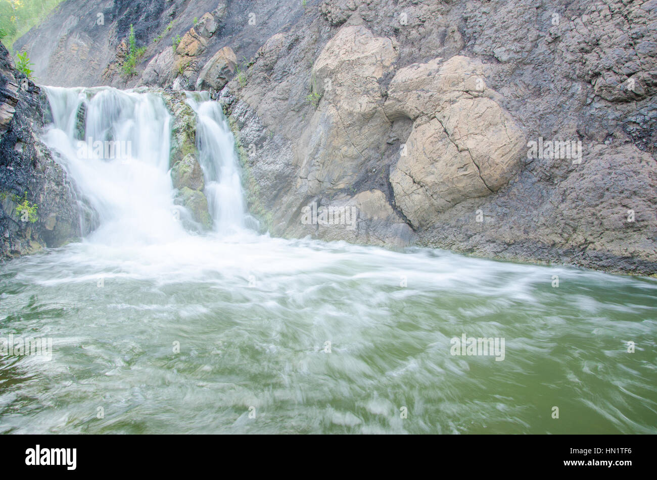 Von Der Klippe Fallen Stockfotos und -bilder Kaufen - Alamy
