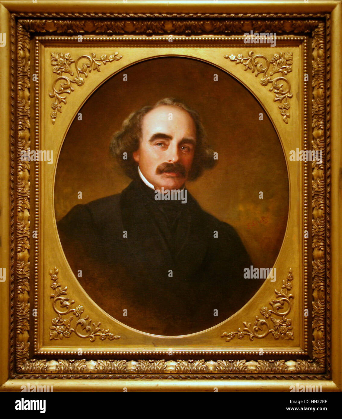 Das Porträt von Nathaniel Hawthorne von Emanuel Leutze fängt den prominenten amerikanischen Autor in würdevoller Weise ein. Leutzes Werk ist bekannt für seine historische Genauigkeit und die lebendige Darstellung seiner Themen, die zum Erbe der Porträtmalerei des 19. Jahrhunderts beitragen. Stockfoto