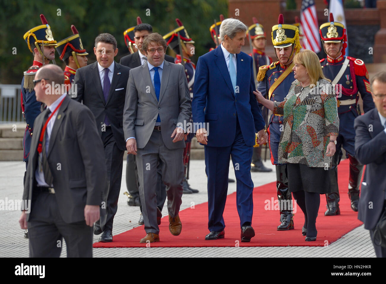 Buenos Aires, Argentinien - 4. August 2016: US-Secretary of State John Kerry (C), Argentine Foreign Minister Susana Malcorra (R). Stockfoto