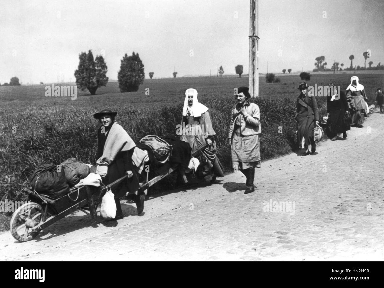 Norden von Frankreich. Exodus auf den Straßen Mai / Juni 1940 Frankreich - Paris des zweiten Weltkriegs. Bibliotheque nationale Stockfoto