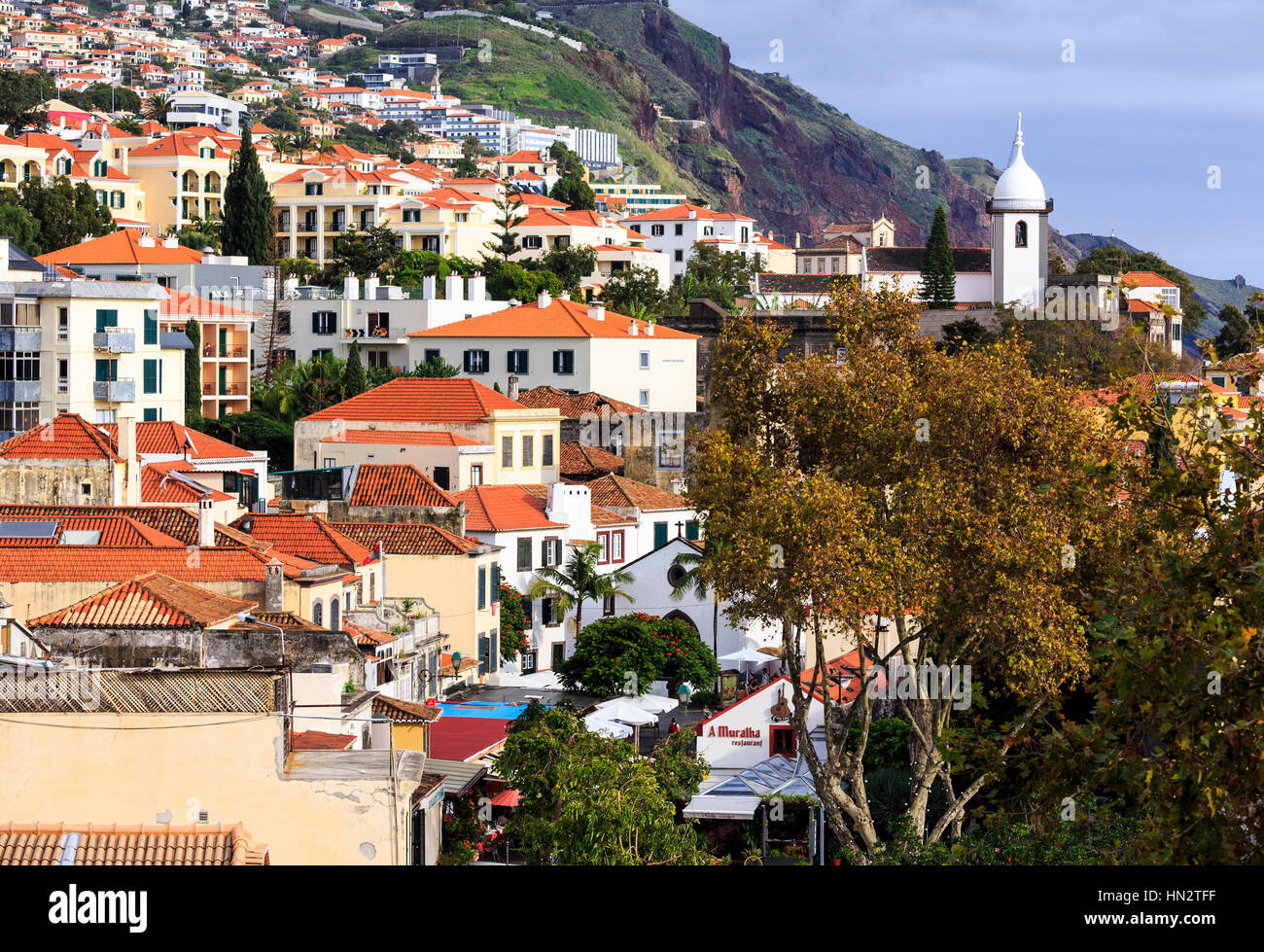 Blick über die Dächer von Zona Velha alte Stadt, Funchal, Madeira Stockfoto