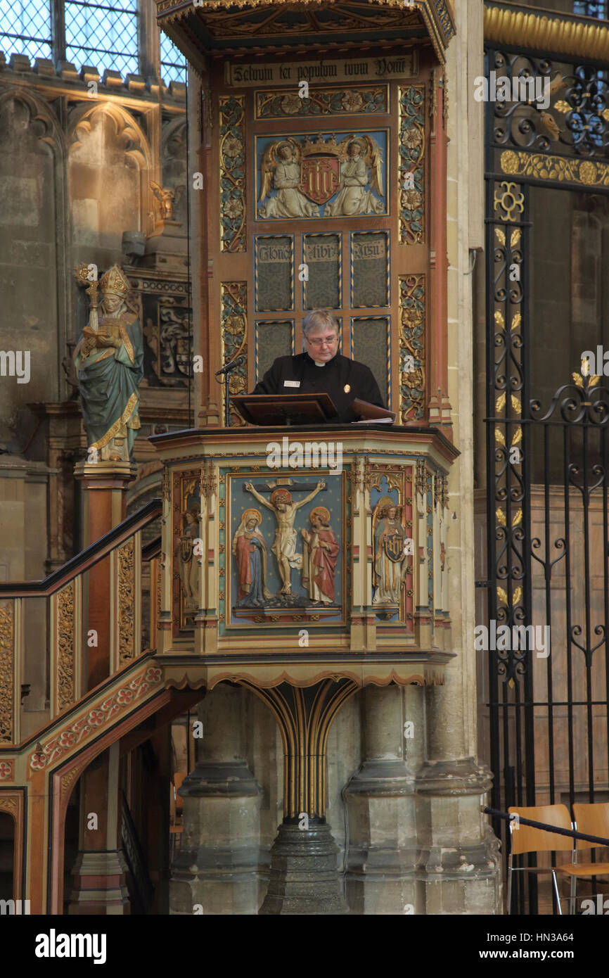 bereit für Gebete in Canterbury Kathedrale Canterbury kent Stockfoto