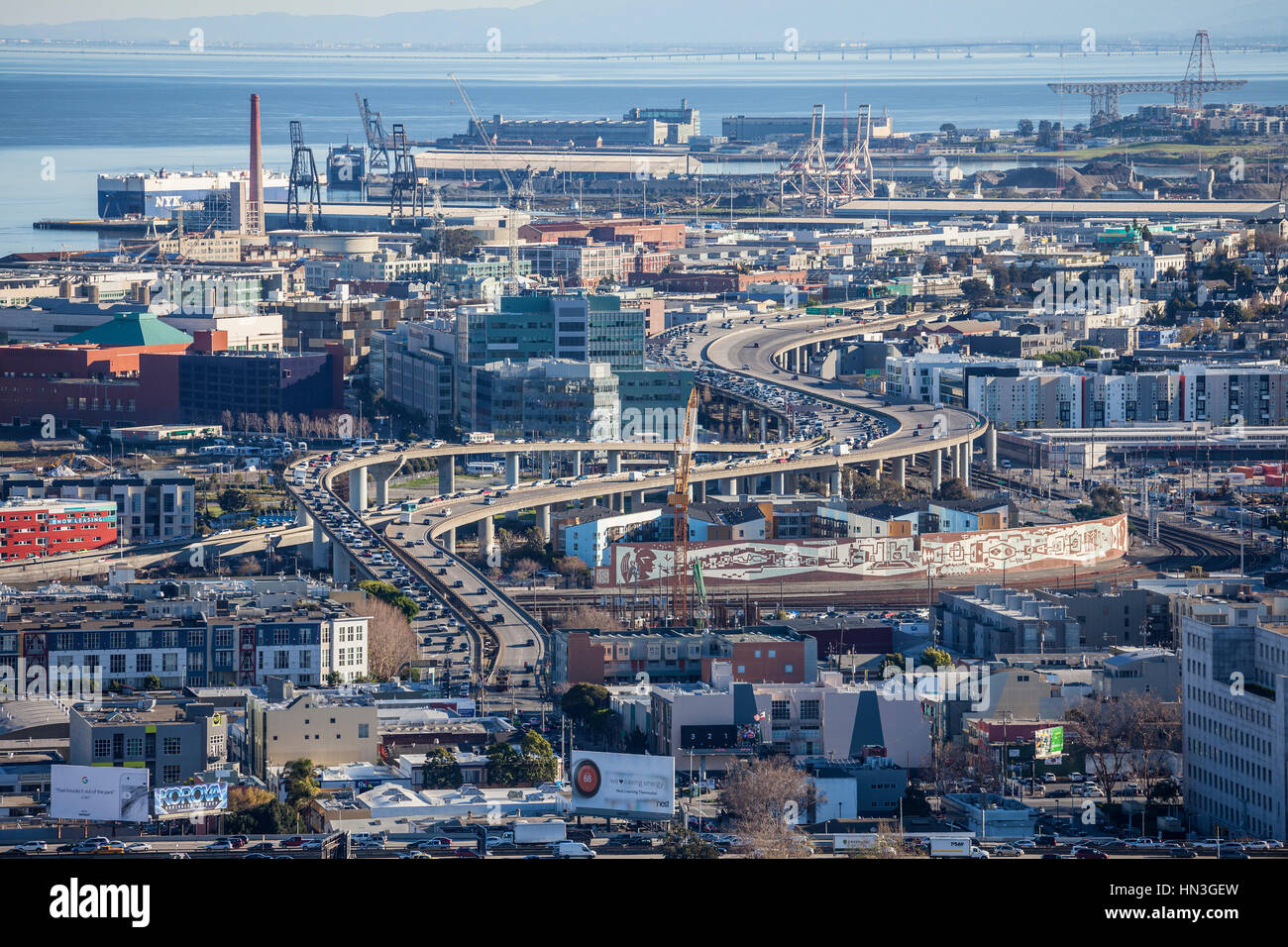 San Francisco, Kalifornien, USA - 13. Januar 2017: Blick in Richtung Ende des Highway 280 im Stadtteil Mission Bay. Stockfoto