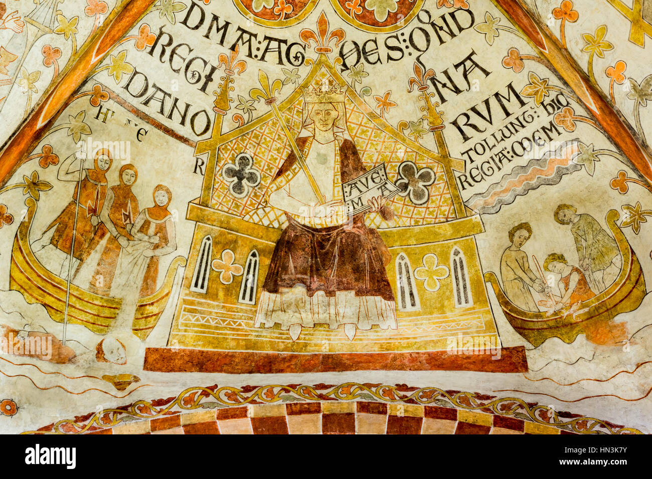 Königin Agnes und der Ermordung von König Erik Ploughpenny, Romanescue Fresko in der Kirche St. Bendt Ringsted, Dänemark - 20. Februar 2015 Stockfoto