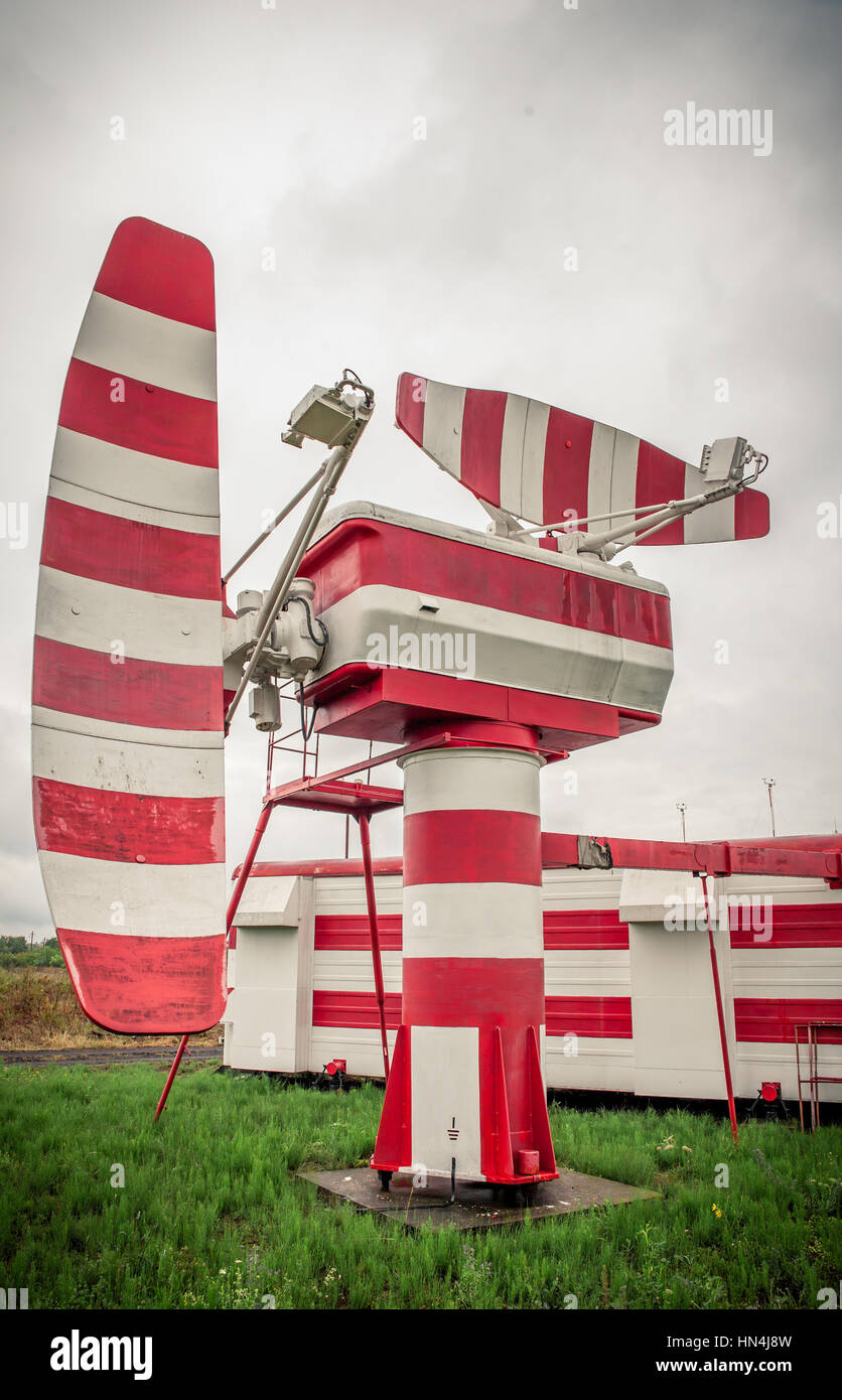 Landung Rutschpartie Radar am Flughafen Stockfoto