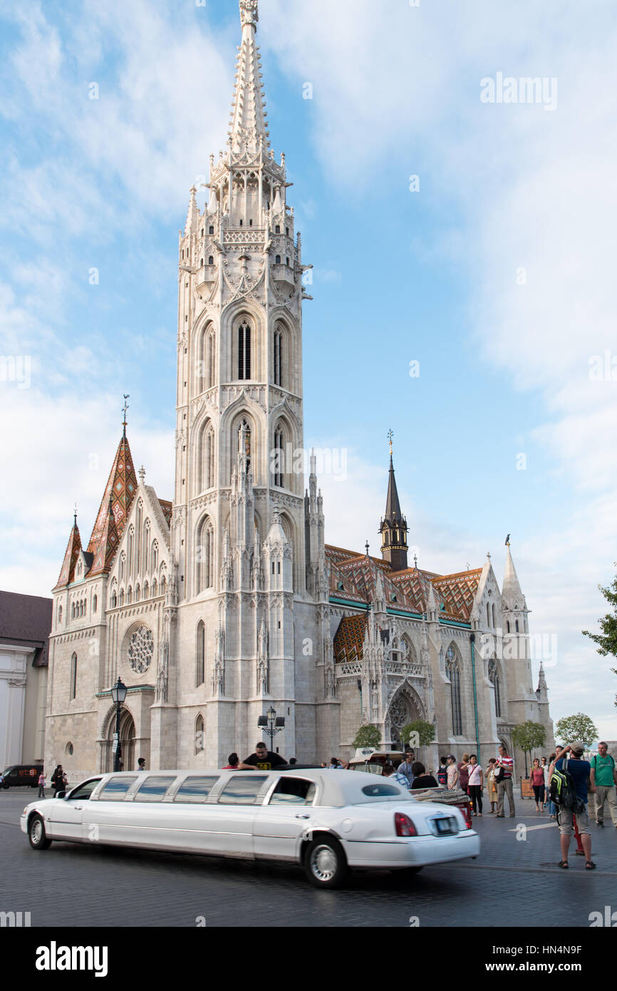 sonnigen Tag äußere der Matthiaskirche in Budapest Stockfoto