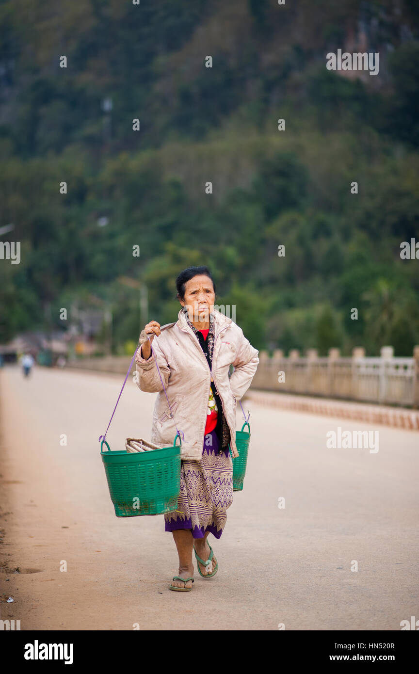 ältere Frau in Laos Stockfoto