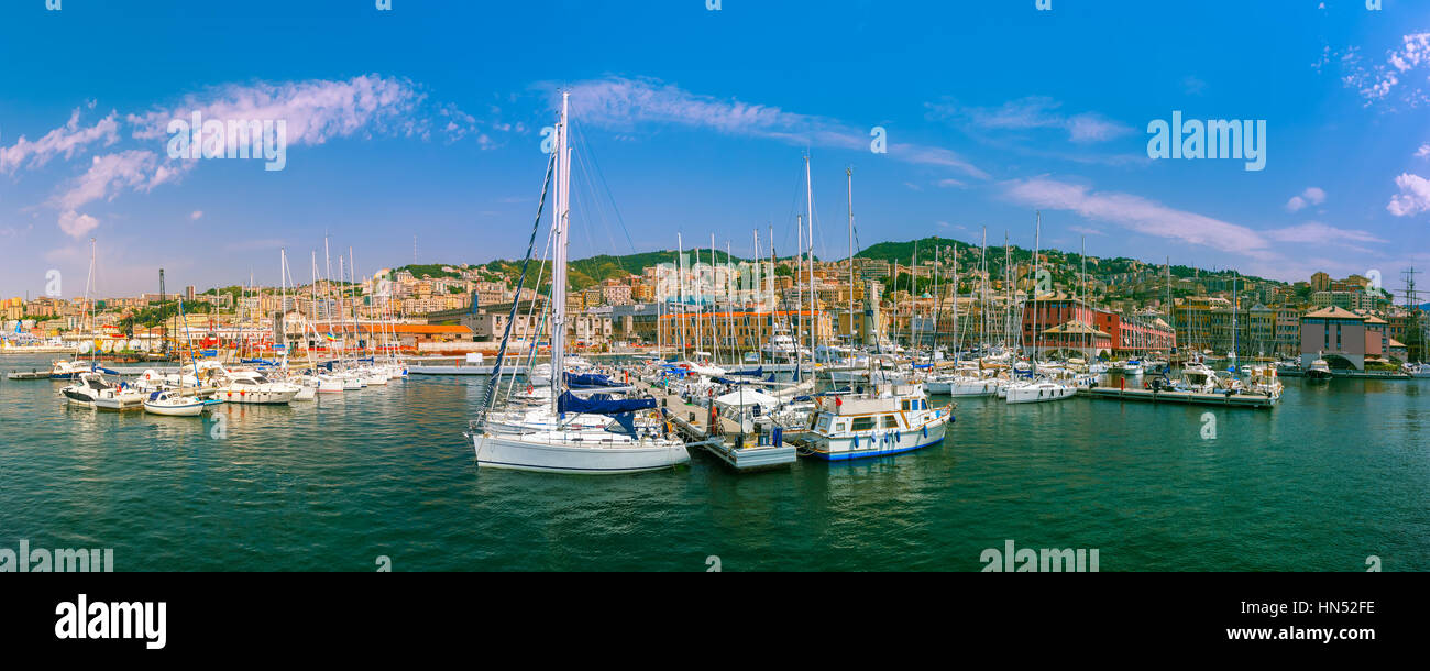 Marina Porto Antico Genua, Genua, Italien. Stockfoto