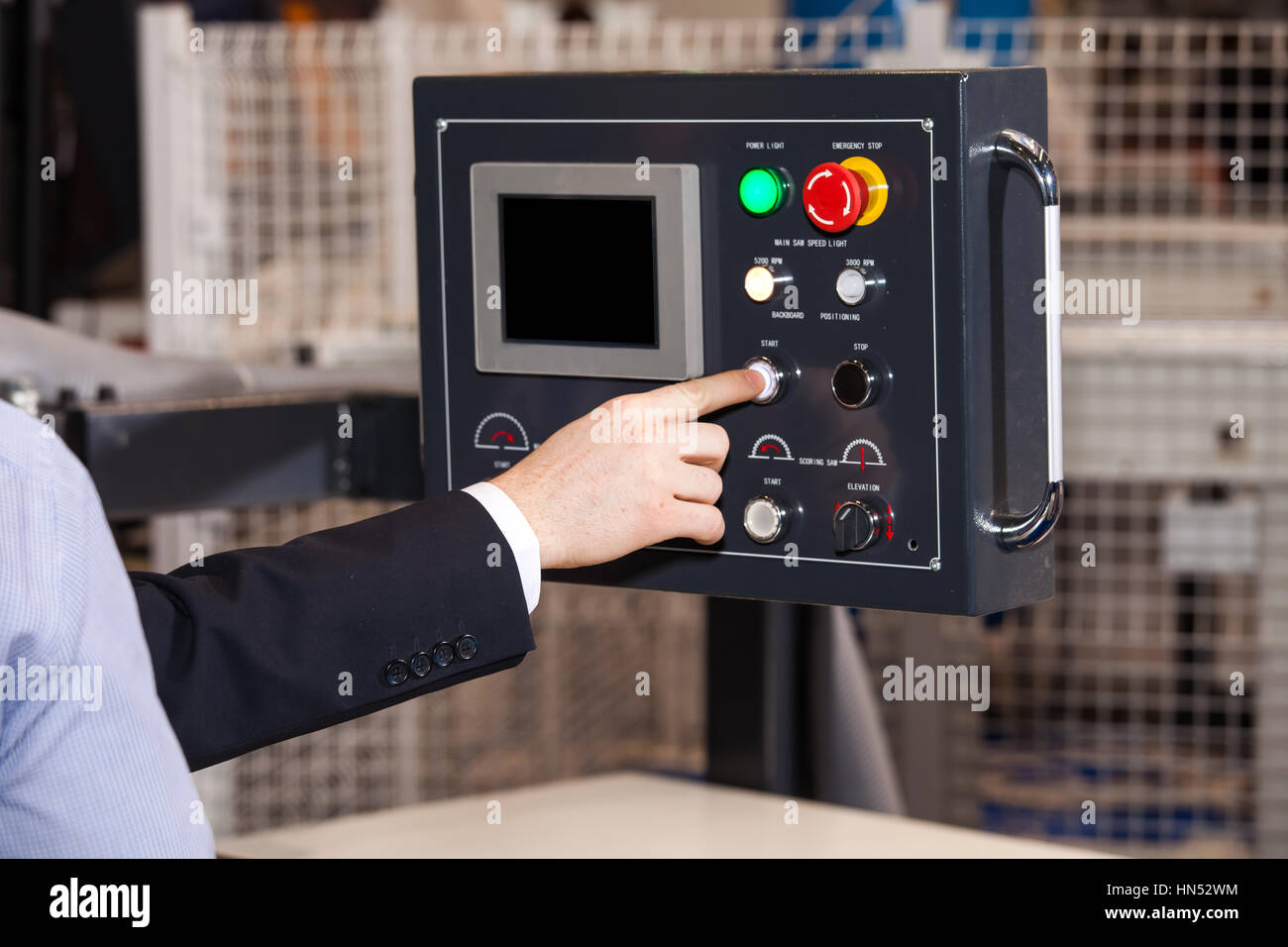 Betreiber der CNC-Maschine Stockfoto