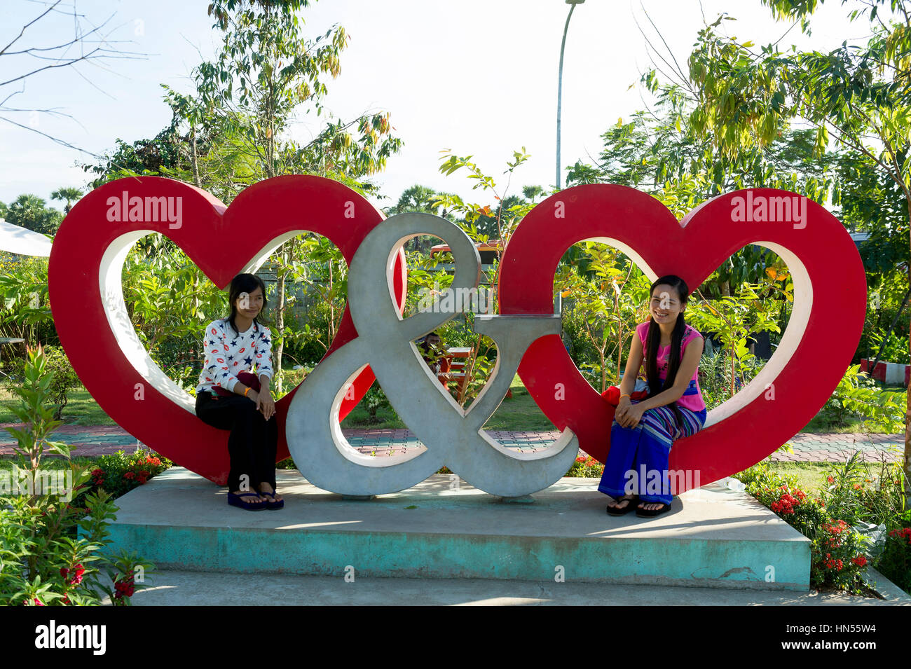 Myanmar (vormals Birmanie). Kayin Zustand (Karen). Um Hpa Jg. Floral Park Stockfoto