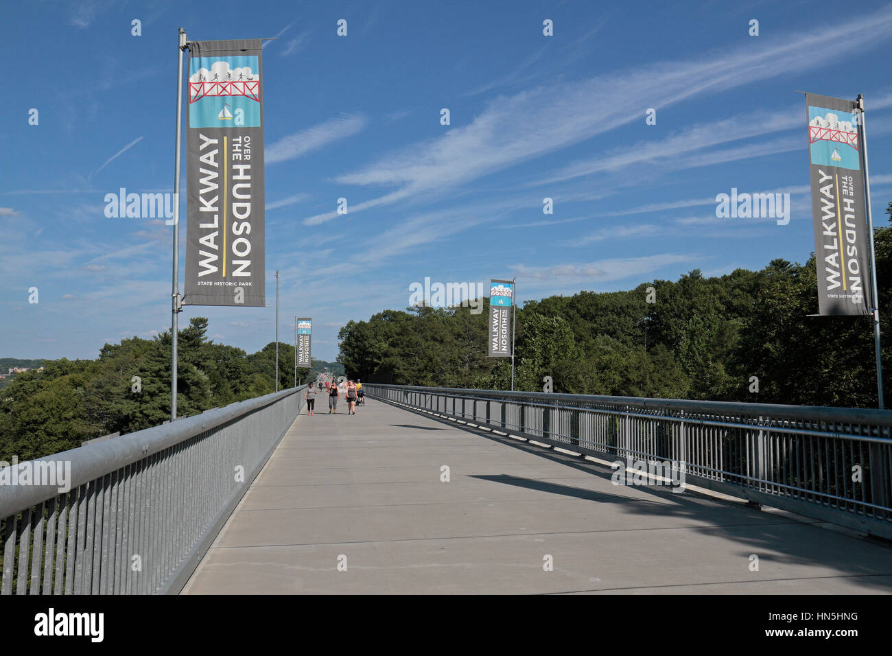 Blick entlang der Gang über den Hudson in Poughkeepsie, New York, Vereinigte Staaten von Amerika. Stockfoto