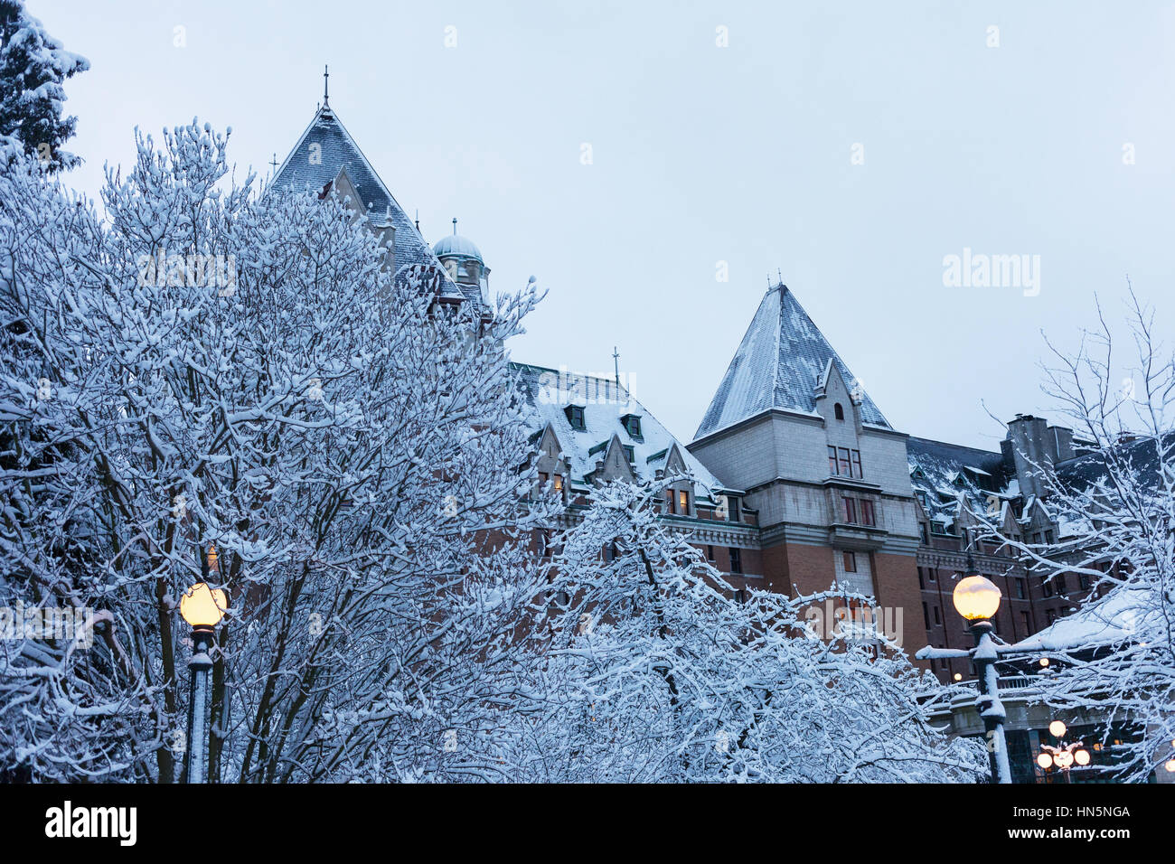 Seltene Winter Schneesturm 2017 und der Innenstadt von Victoria, BC, Kanada Stockfoto